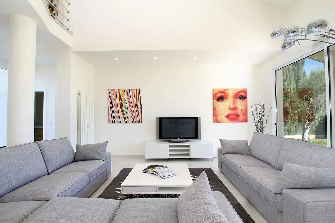 Villa Modern Palmeras Pollenca Spain